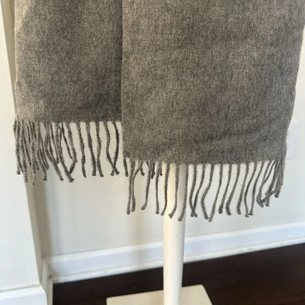 Pacas Gray Baby Alpaca Scarf